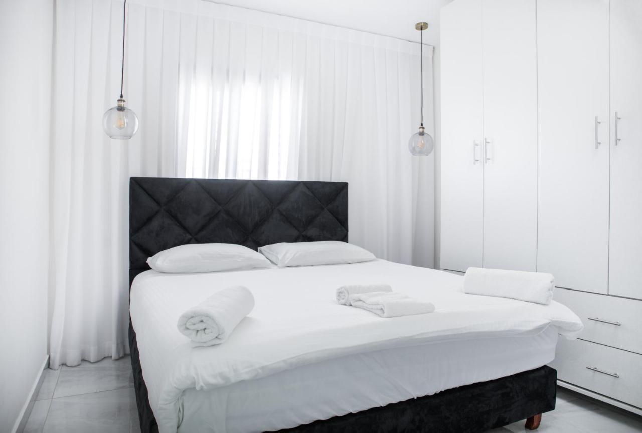 צופית אירוח: Cozy With Versatile Layouts Apartamento