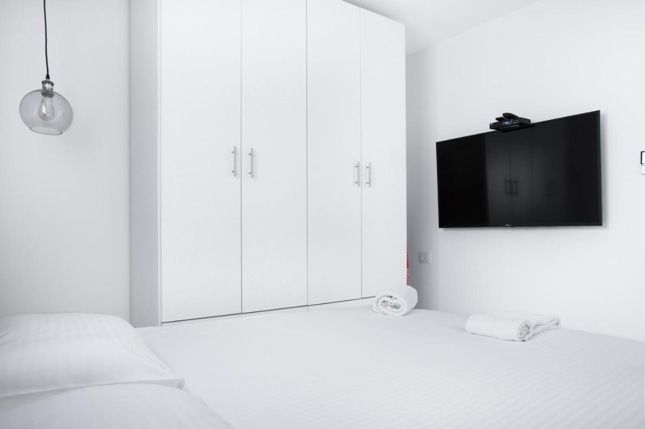 צופית אירוח: Cozy With Versatile Layouts Apartamento