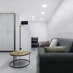 צופית דירות אירוח 2 דירות, האחת חדר שינה וסלון והשניה 2 חדרי שינה וסלון